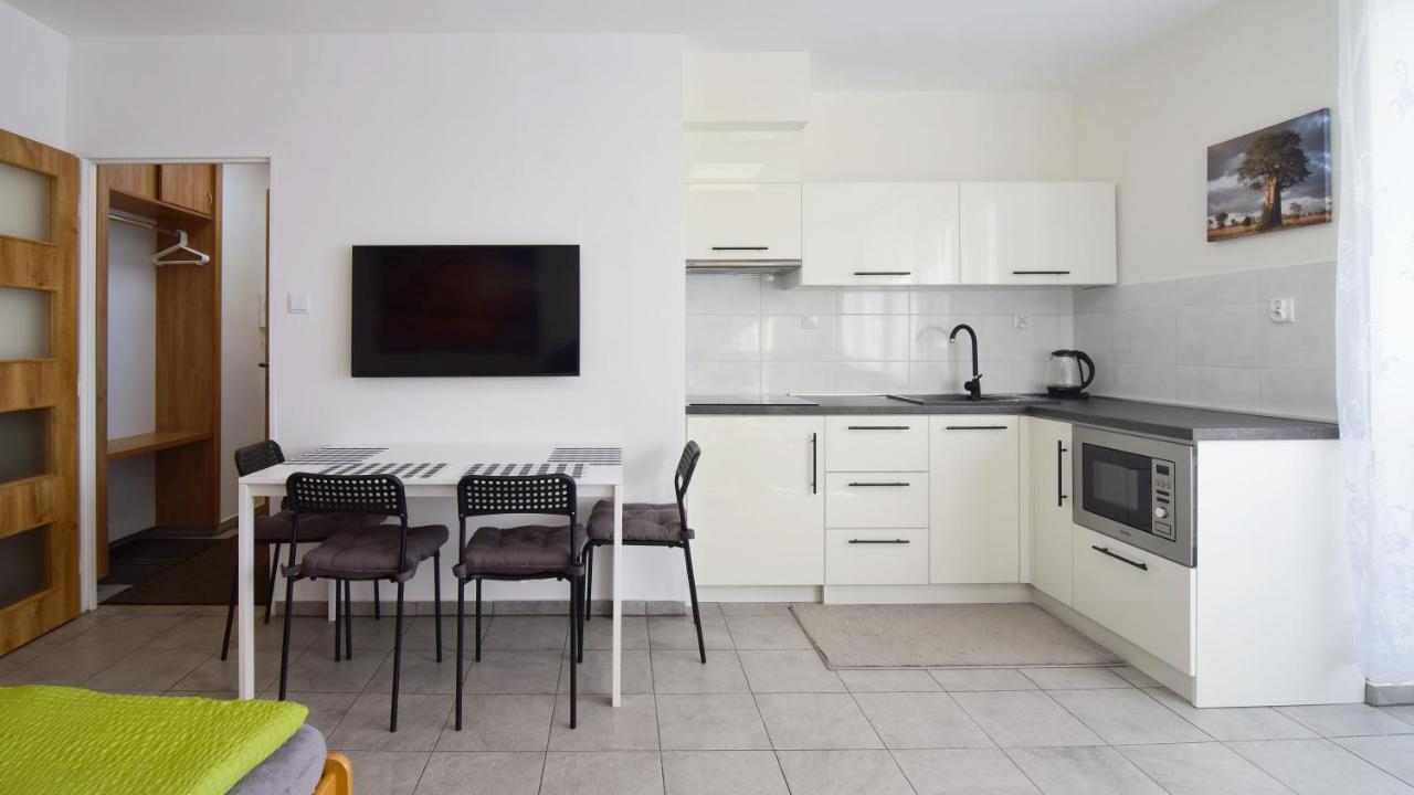 Apartman Nikola 特罗亚诺维采 外观 照片