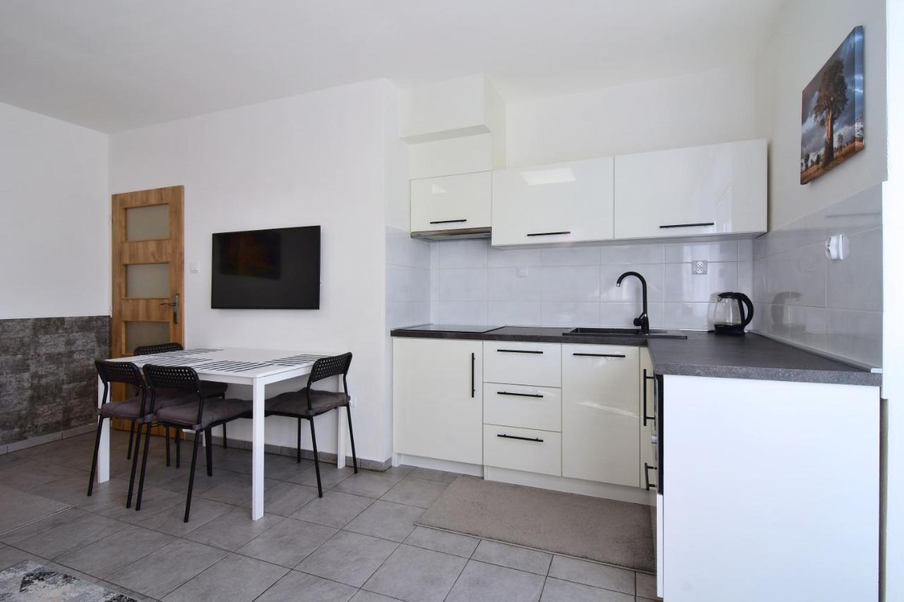 Apartman Nikola 特罗亚诺维采 外观 照片