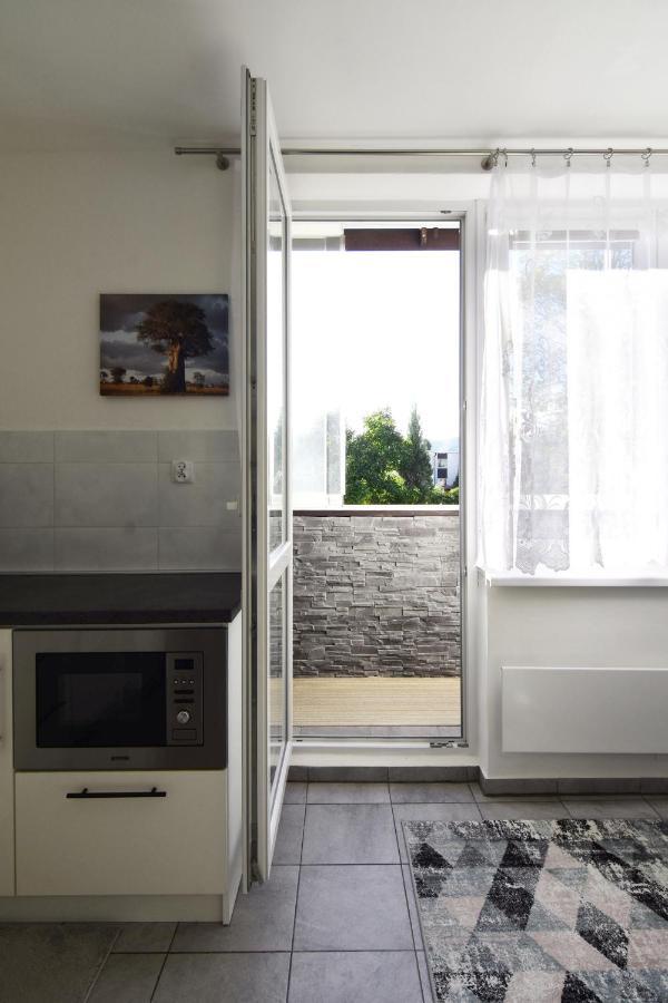 Apartman Nikola 特罗亚诺维采 外观 照片